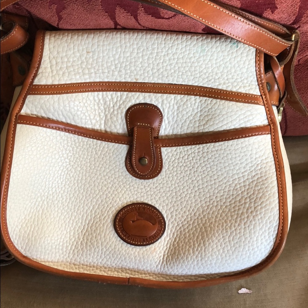 VINTAGE DOONEY&BOURKE ALL WEATHER LEATHER BAG